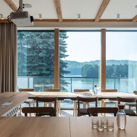 Tawerna Kaszubska 山林小屋 *